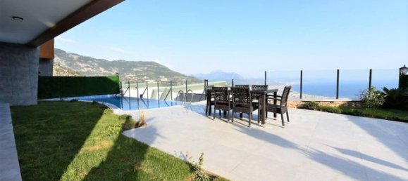 Villa de 5+1 en Antalya, Turkey No. 33949 5