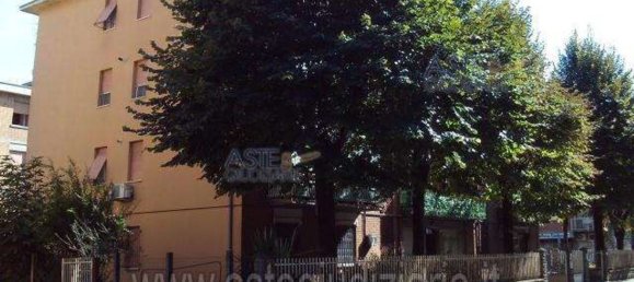 4 rooms Apartment in Carpi, Italy No. 94982 2