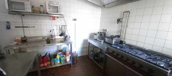 4 Schlafzimmer Gebäude in Seclin, France, Nr. 63566 2