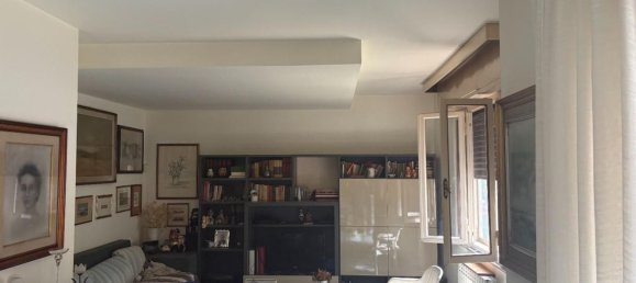 5 bedrooms House in Pisa, Italy No. 331674 2