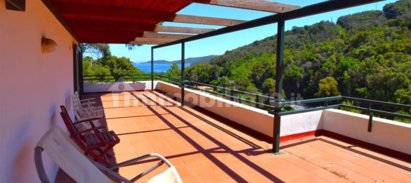 3 bedrooms Villa in Marciana Marina, Italy No. 349665 2