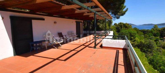 3 bedrooms Villa in Marciana Marina, Italy No. 349665 4