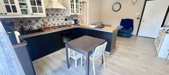 4 rooms Apartment in San Benedetto del Tronto, Italy No. 217806 4