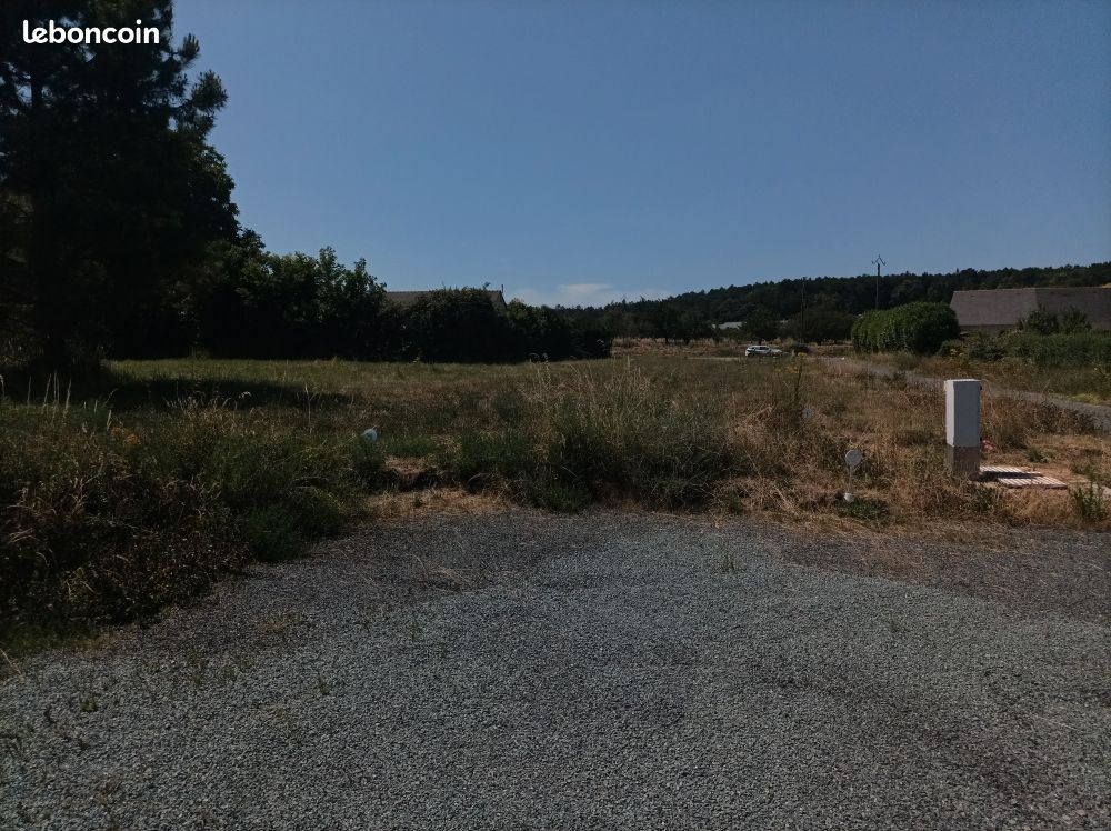  Land in Tierce, France No. 337458