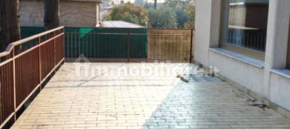 4 rooms Commercial property in Udine, Italy No. 13527 11