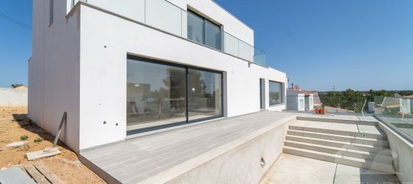 Дом с 4 спальнями в Алжезур, Португалия № 131782 16