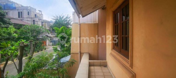 Дом с 4 спальнями в Palmerah, Индонезия № 2484 10