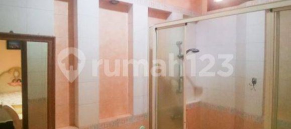 Дом с 4 спальнями в Palmerah, Индонезия № 2484 5