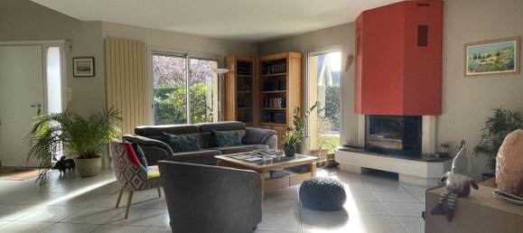 Casa de 6 dormitorios en Pont-Pean, France No. 206960 5