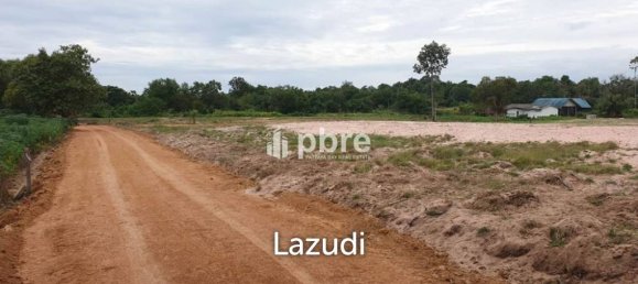  Commercial property in Bang Lamung, Thailand No. 16158 3