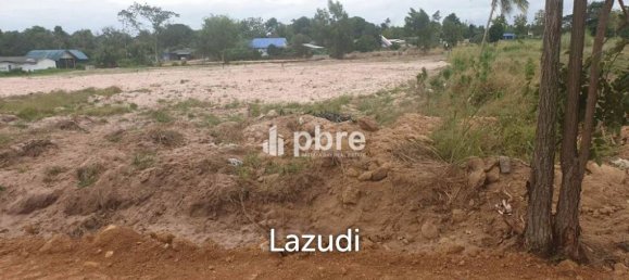  Commercial property in Bang Lamung, Thailand No. 16158 2