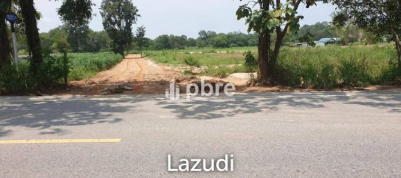  Commercial property in Bang Lamung, Thailand No. 16158 4