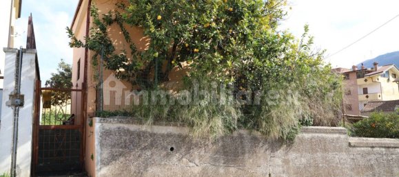 2 bedrooms Villa in Valle di Maddaloni, Italy No. 70263 25