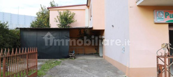 2 bedrooms Villa in Valle di Maddaloni, Italy No. 70263 7