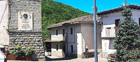 Дом с 4 спальнями в Пьетракамела, Италия № 326516 9