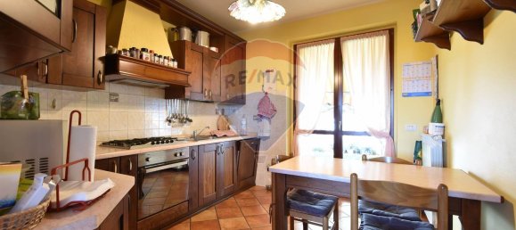 5 bedrooms Villa in Paruzzaro, Italy No. 320529 9