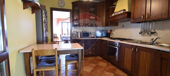 5 bedrooms Villa in Paruzzaro, Italy No. 320529 11
