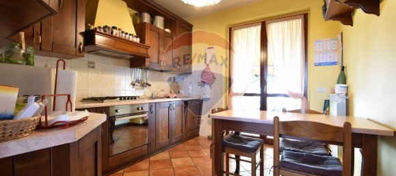 5 bedrooms Villa in Paruzzaro, Italy No. 320529 8