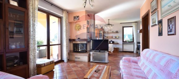 5 bedrooms Villa in Paruzzaro, Italy No. 320529 24