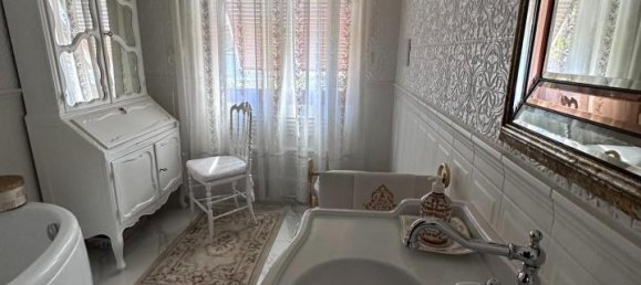 15-salle Villa à Forte dei Marmi, Italy No. 19292 22