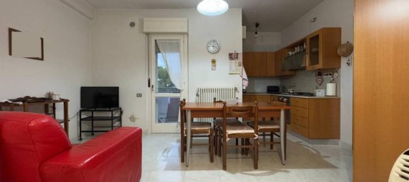 Квартира с 2 комнатами в Матера, Италия № 42055 4