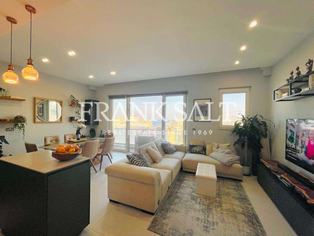 2 bedrooms Apartment in Saint Julian's, Malta No. 10394