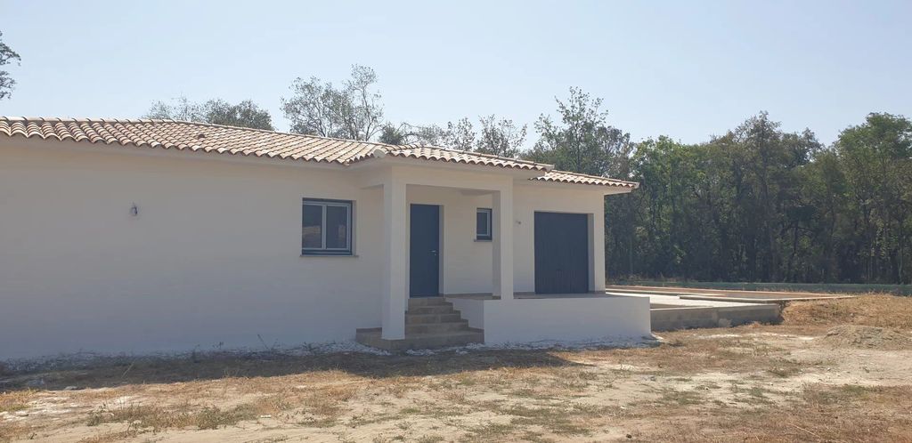 3 bedrooms Villa in Prunelli-di-Fiumorbo, France No. 257907