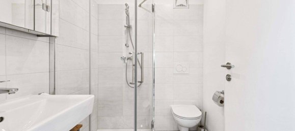 Estudio en Neunkirchen, Austria No. 228552 10