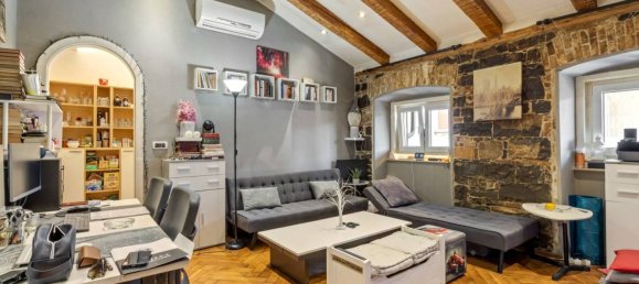 2 غرف نوم شقة في Trieste, Italy رقم 259520 9