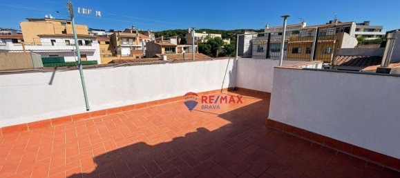 Apartamento de 3 dormitorios en Sant Feliu de Guíxols, Spain No. 170043 23