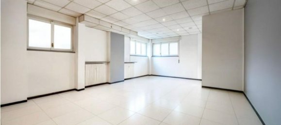 Apartamento de 4 divisões em Milan, Italy N.º 338151 2