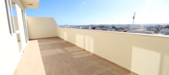 Ático de 2 dormitorios en Saint Julian's, Malta No. 8959 4