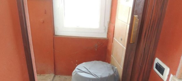 2-salle Maison à Stradella, Italy No. 161435 20