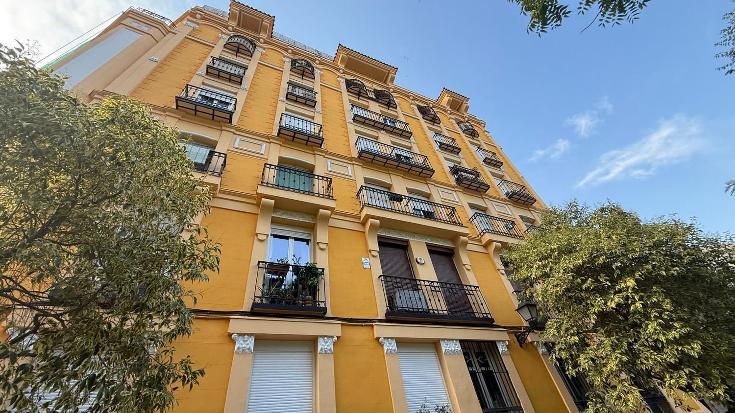 Apartamento de 3 dormitorios en Madrid, Spain No. 170784