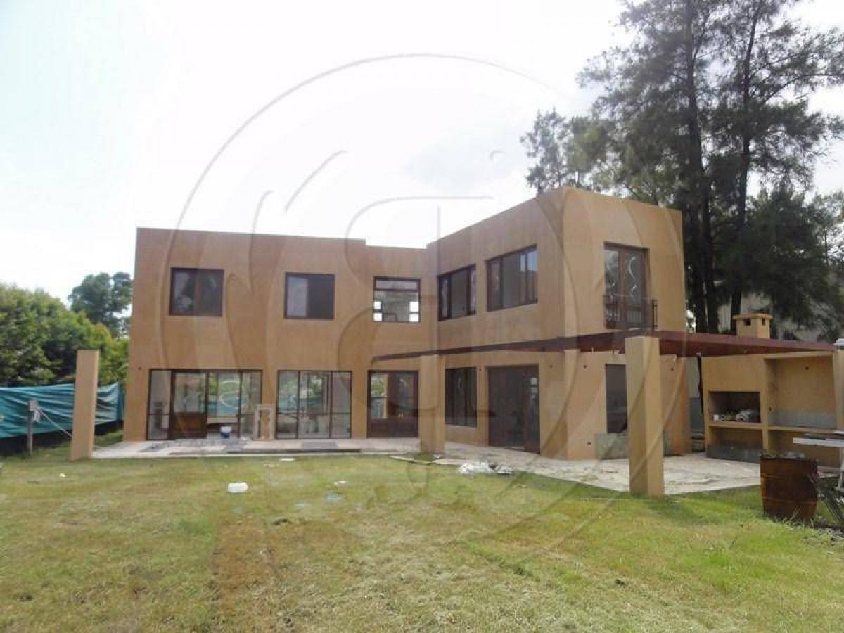 3 bedrooms House in Tigre, Argentina No. 60855