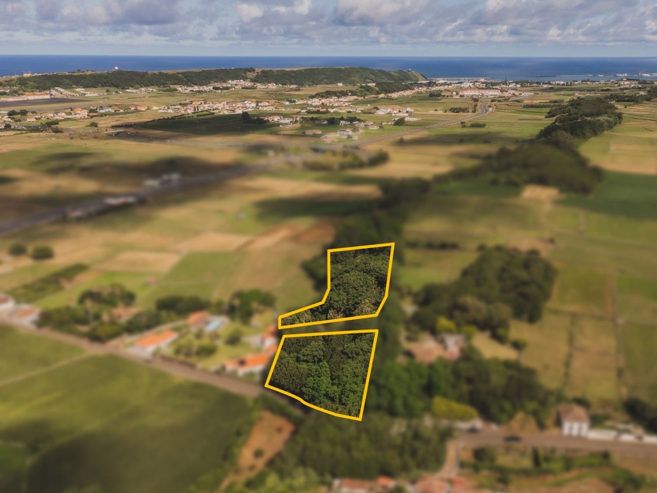  Land in Praia da Vitoria, Portugal No. 255779