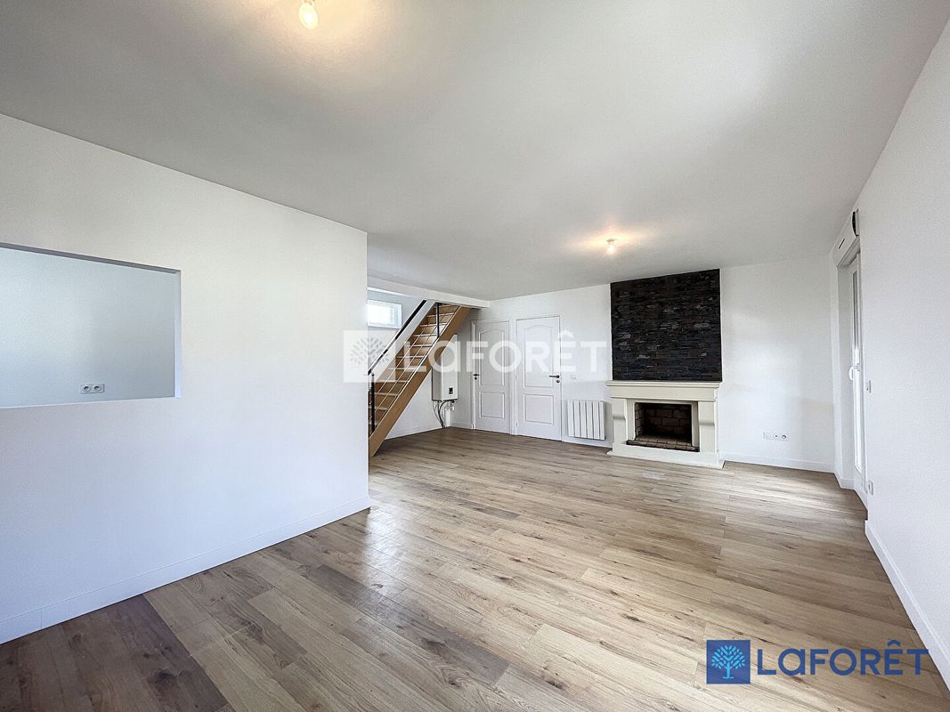 4 bedrooms Apartment in Juvisy-sur-Orge, France No. 185039