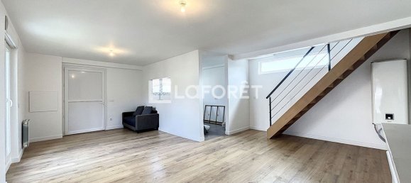 4 bedrooms Apartment in Juvisy-sur-Orge, France No. 185039 2