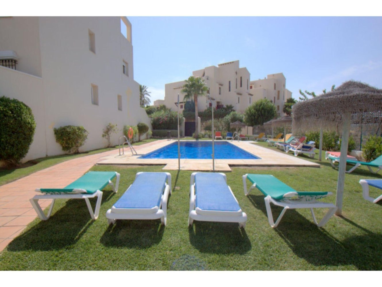 3 bedrooms Penthouse in Casares, Spain No. 146914