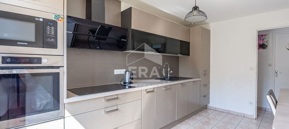 Дом с 3 спальнями в Сен-Пьер-ле-Немур, Франция № 296015 9