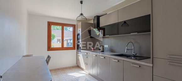 Дом с 3 спальнями в Сен-Пьер-ле-Немур, Франция № 296015 14