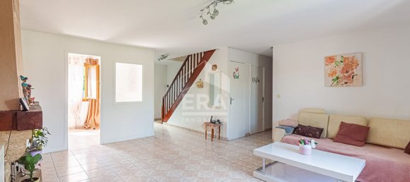 Дом с 3 спальнями в Сен-Пьер-ле-Немур, Франция № 296015 8