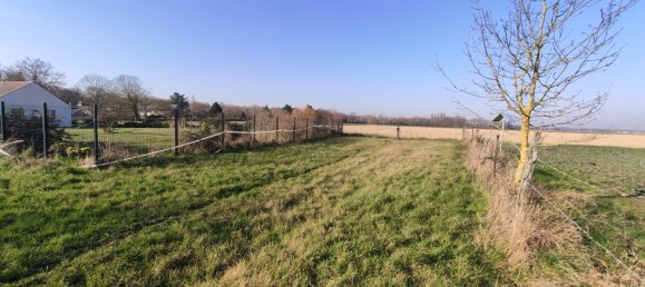  Land in Huisseau-sur-Mauves, France No. 79500 3