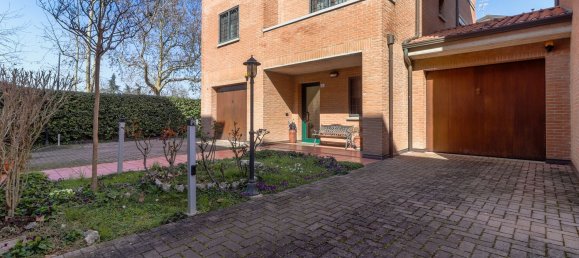 6 rooms Villa in Granarolo dell'Emilia, Italy No. 153525 6