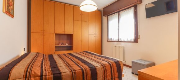 6 rooms Villa in Granarolo dell'Emilia, Italy No. 153525 2