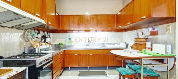 6 bedrooms Villa in Porto, Portugal No. 123558 8