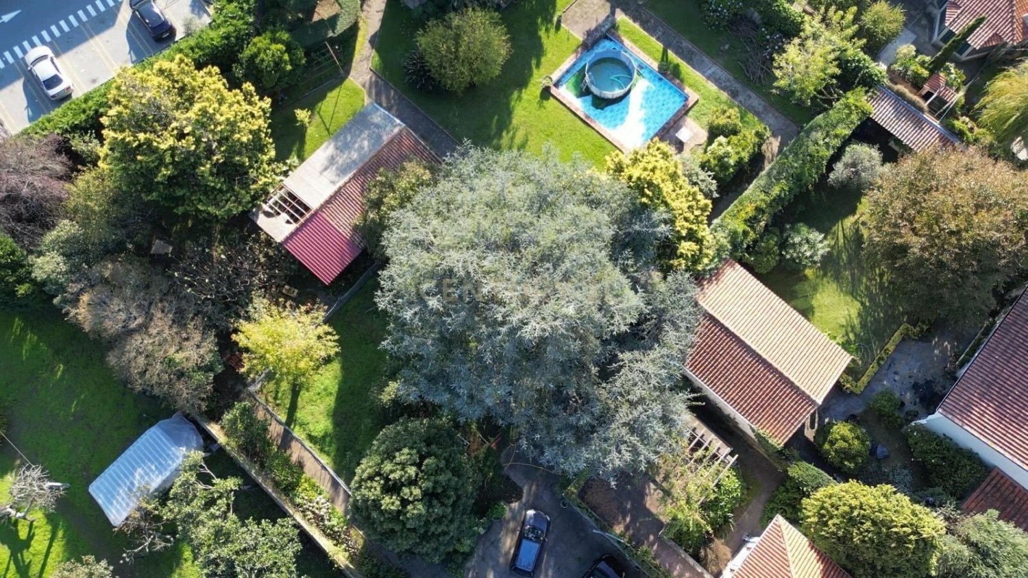 6 bedrooms Villa in Porto, Portugal No. 123558