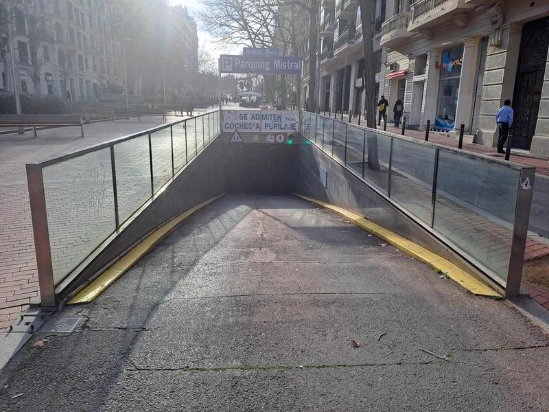 Parking à Eixample, Spain 17m² No. 20958