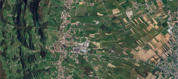 202m² Building in Farra di Soligo, Italy No. 307161 17