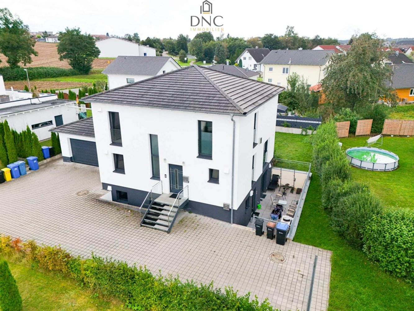 5 bedrooms House in Baden-Wurttemberg, Germany No. 64046